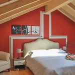 Usignolo Lejlighedshotel Trarego