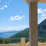 Usignolo Lejlighedshotel Trarego