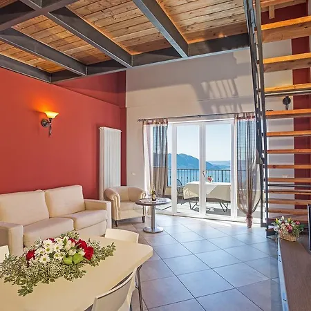 Usignolo Apartmanhotel 3*