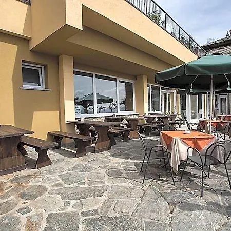 Usignolo Aparthotel 3*